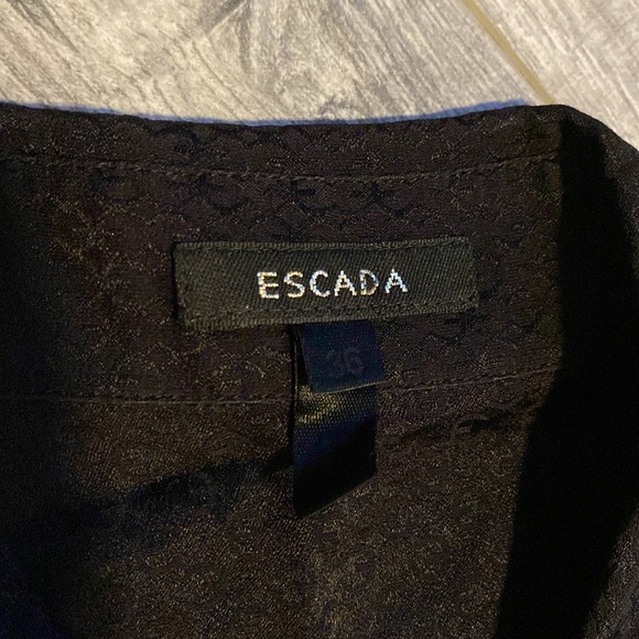 Silk Escada Blouse - Picture 2 of 5